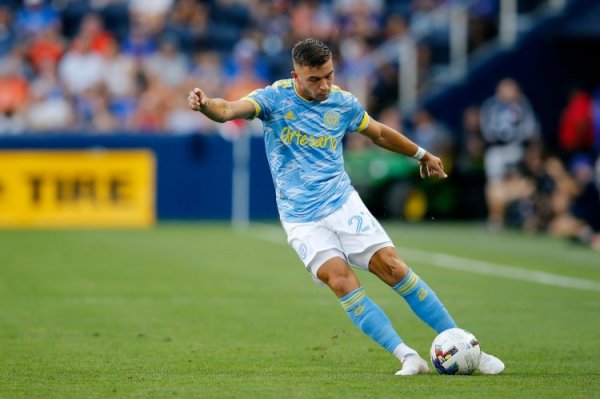 德太空：迈阿密外洋挑升费城会聚左后卫瓦格纳 研讨本赛季后谈判